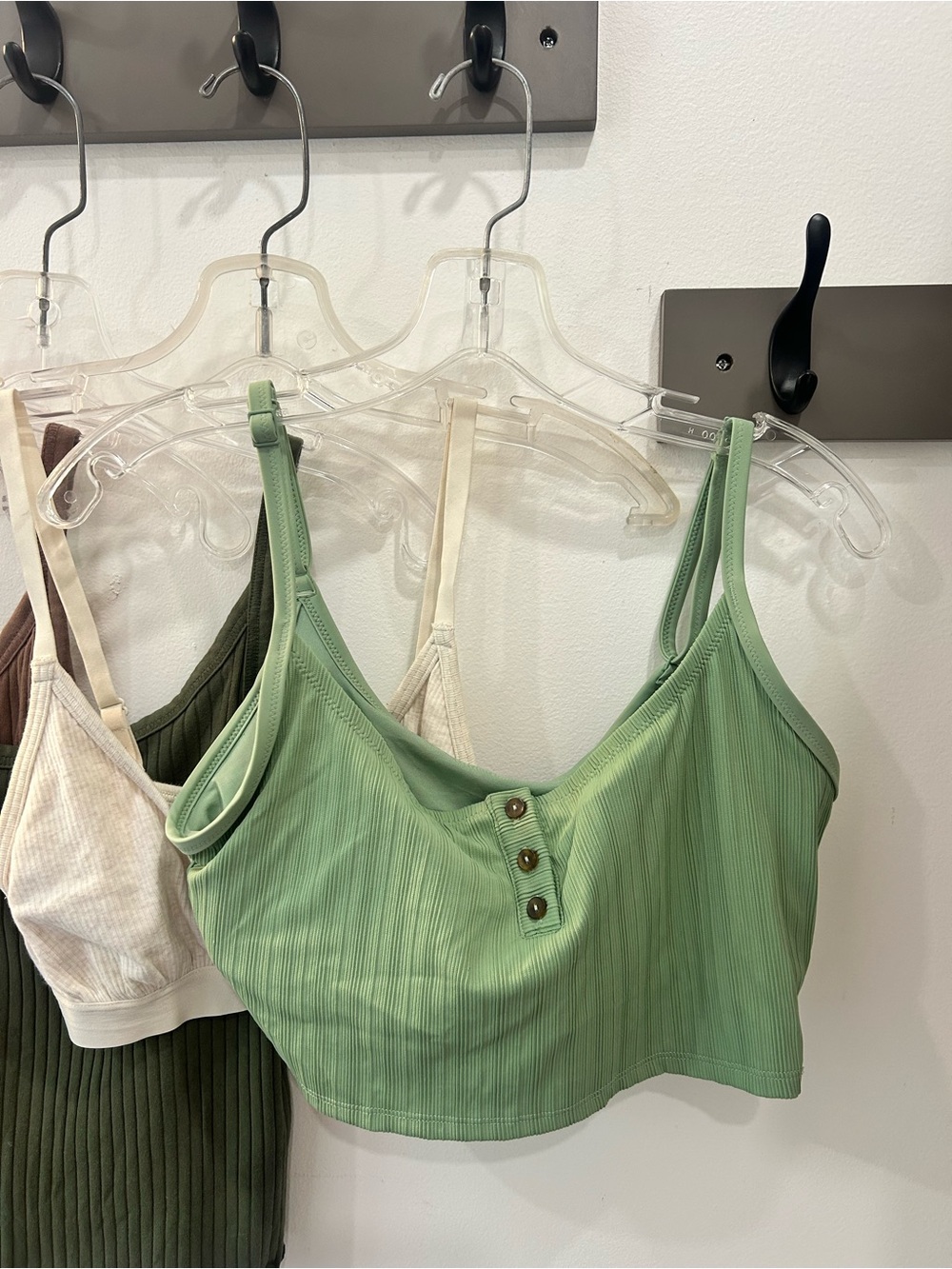 Women’s Top Lot • Large - Picture 2 of 7